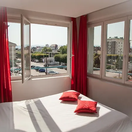 Bar Le Globe Hotel