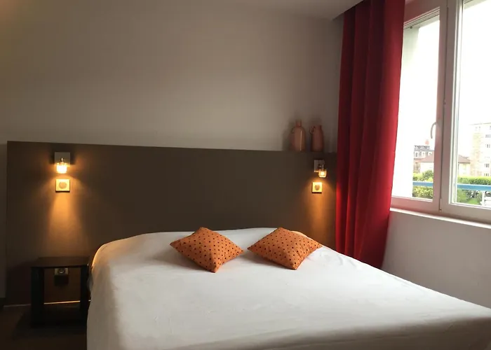 Bar Le Globe Hotel 2*